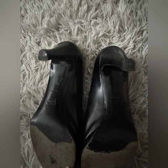 Authentic vintage Chanel Black Women's heels